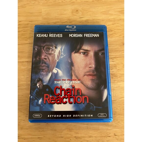 Chain Reaction Blu-Ray 1996 Thriller Movie Keanu Reeves Morgan Freeman Pre-Owned - Picture 1 of 4